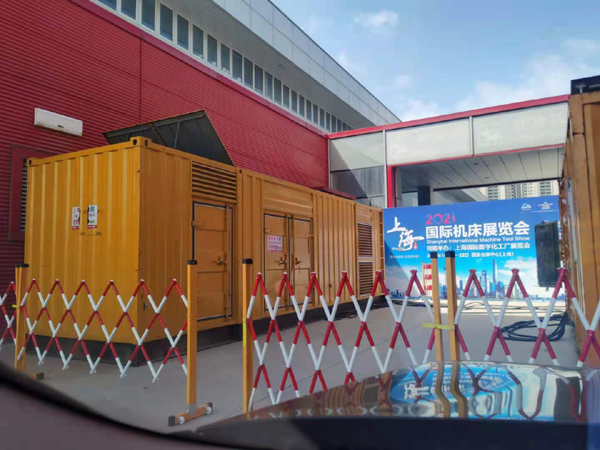 滑县发电车出租-发电机无电压或电压太低怎么办？
