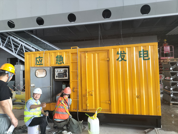 滑县怎样判断空气滤清器是否需要更换？